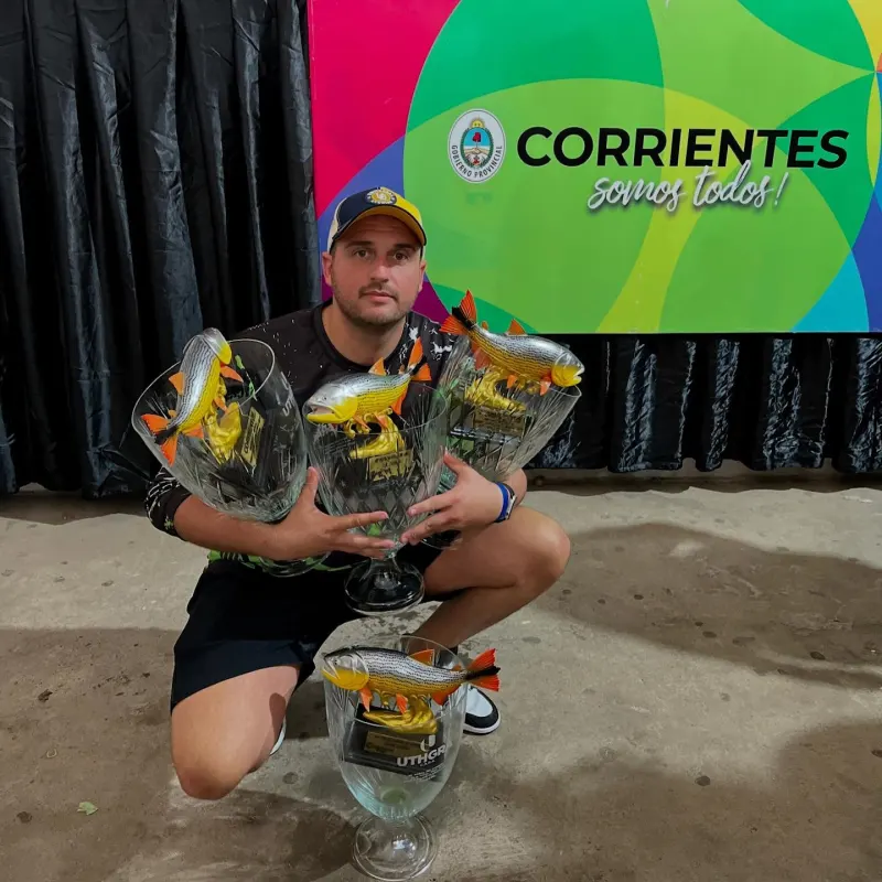 Equipo FansFishing en la Fiesta del Dorado - Paso de la Patria